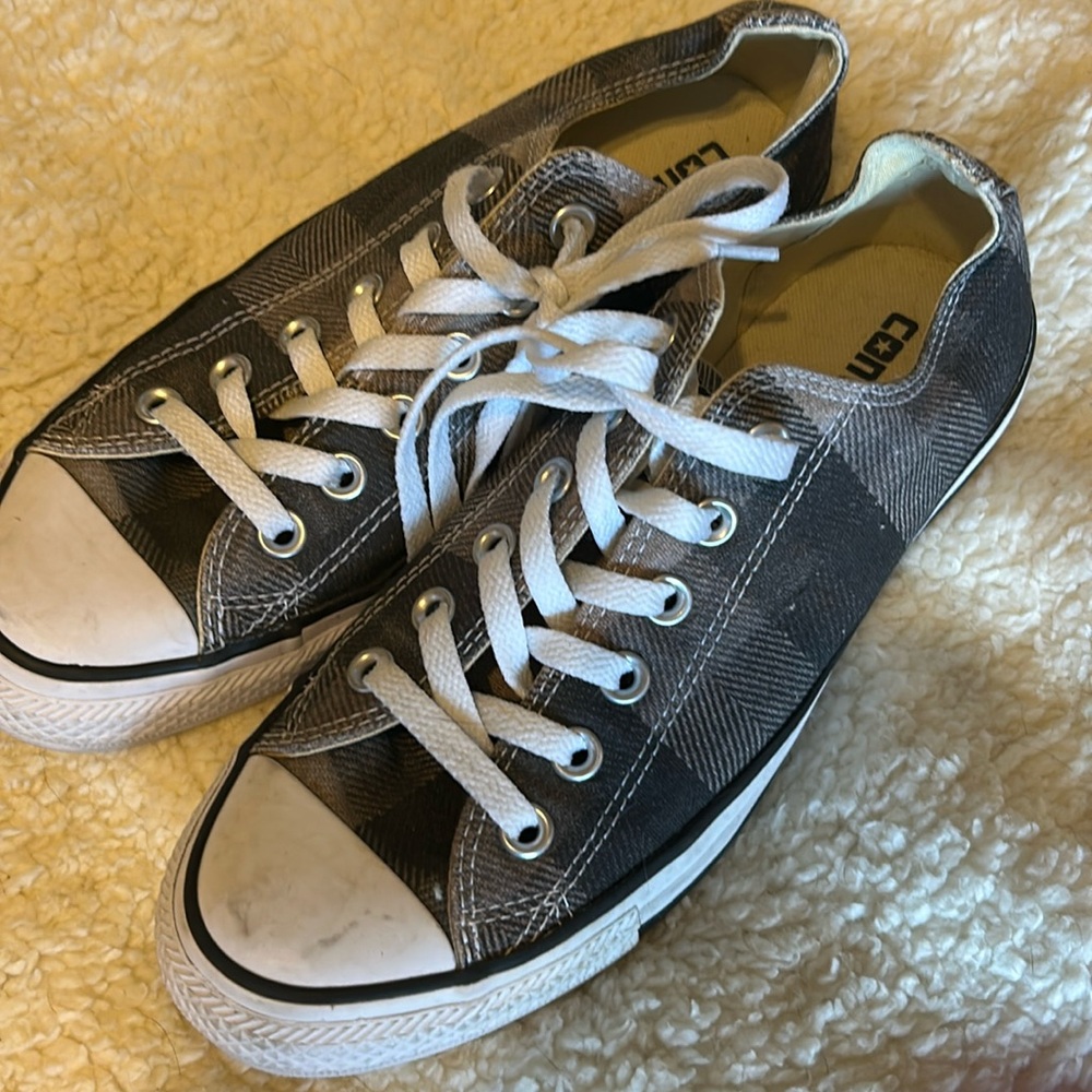 Plaid Converse low tops